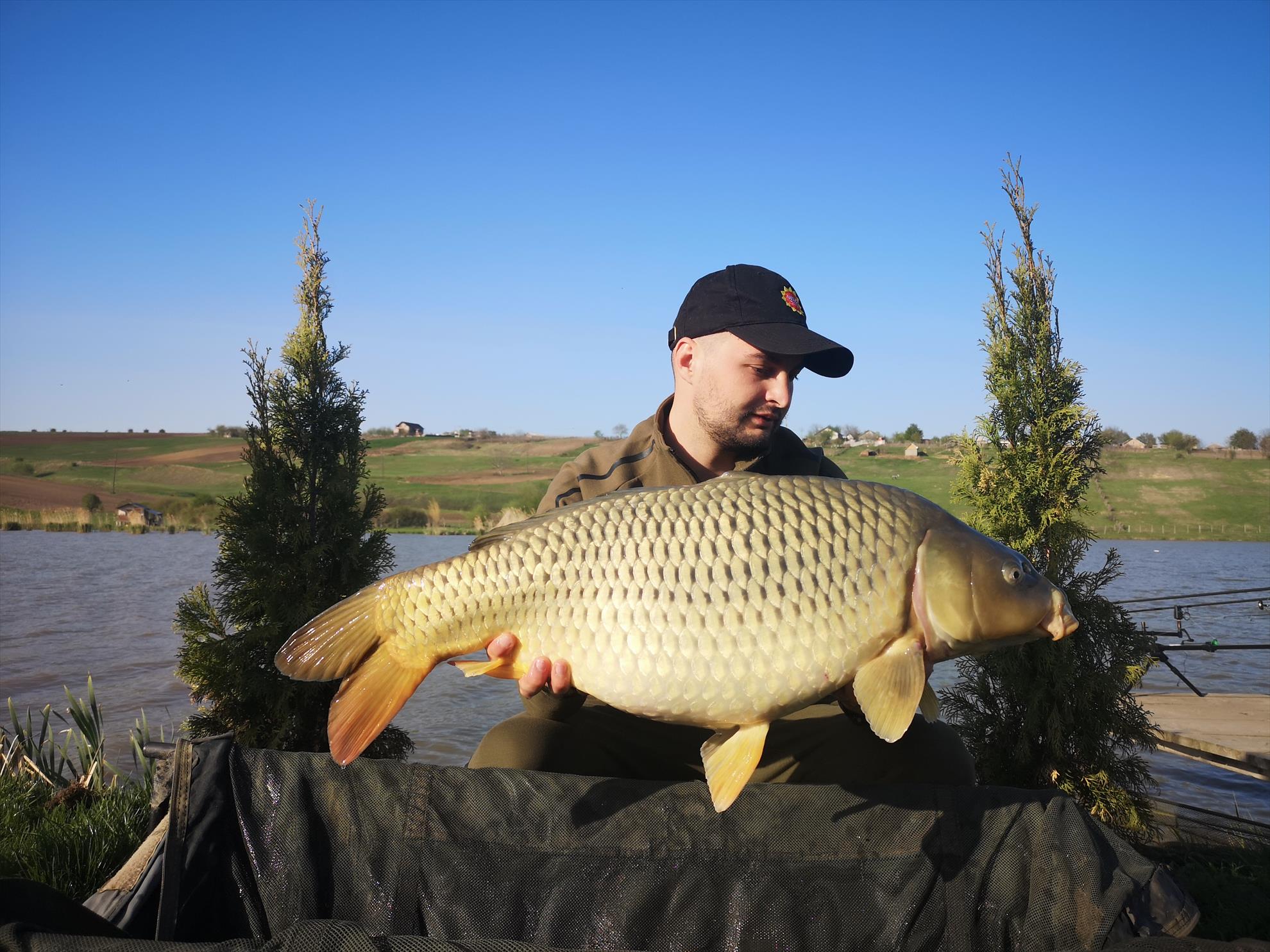 Păușești - img20190425180123.jpg